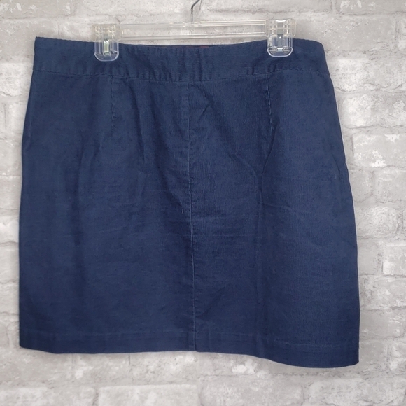 Vineyard Vines Corduroy Skirt - Picture 3 of 6